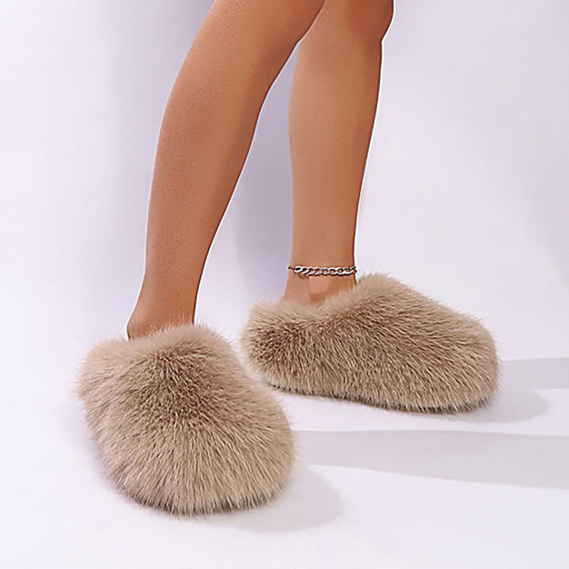 Women’s Closed-Toe Faux Fur Mule Slippers