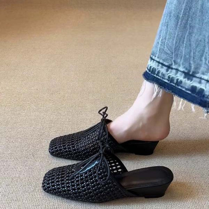 black French chic woven low heels mules