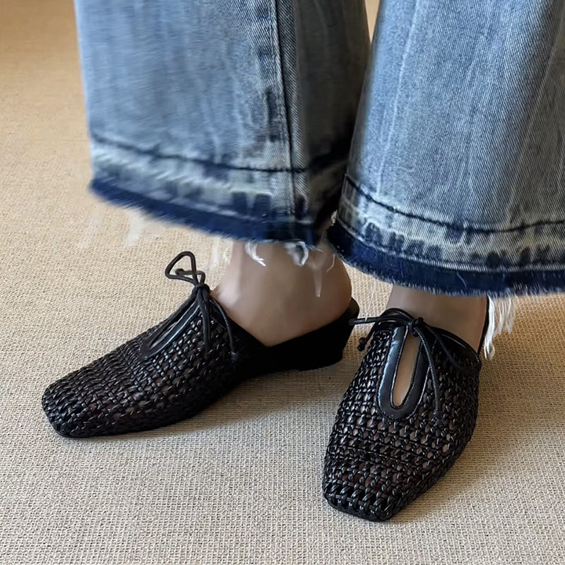 black French chic woven low heels mules