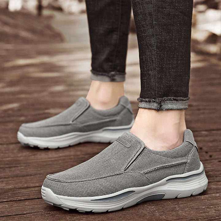 Men's breathable canvas slip-on loafers