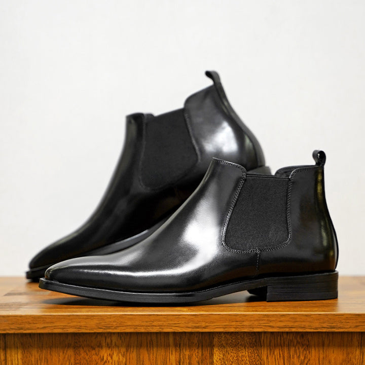 black Men's classic slip-on chelsea boots