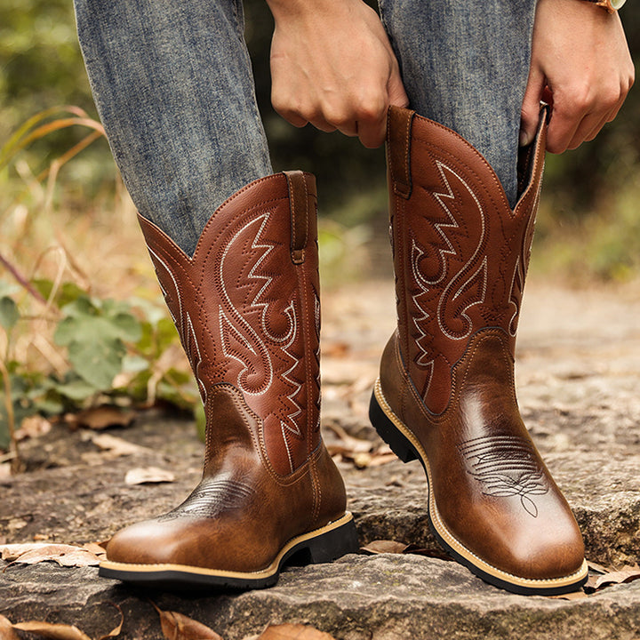 Men's embroidery v-cut cowboy boots