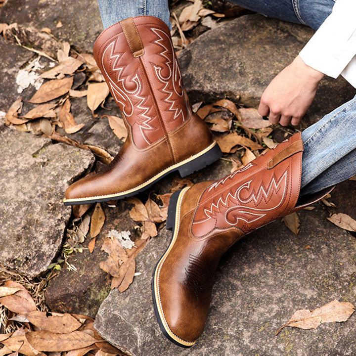 Men's embroidery v-cut cowboy boots