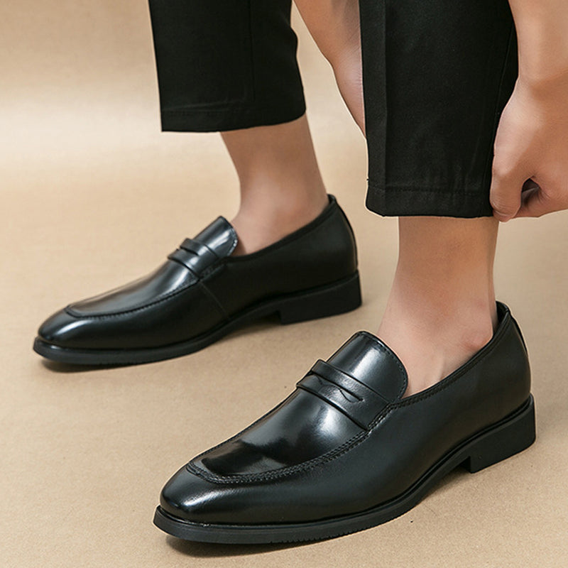 black Men's vintage dual-tone penny loafers