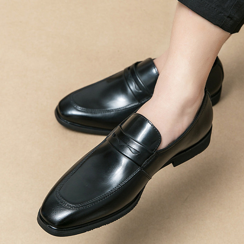 black Men's vintage dual-tone penny loafers