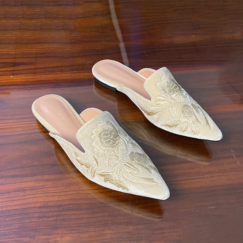 Vintage flower embroidery kitten heels mules