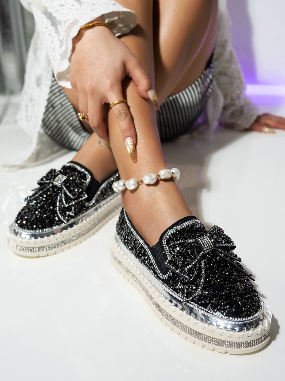Women's fashion glitter slip on sneakers rhinestone shiny crystal platform sneakers