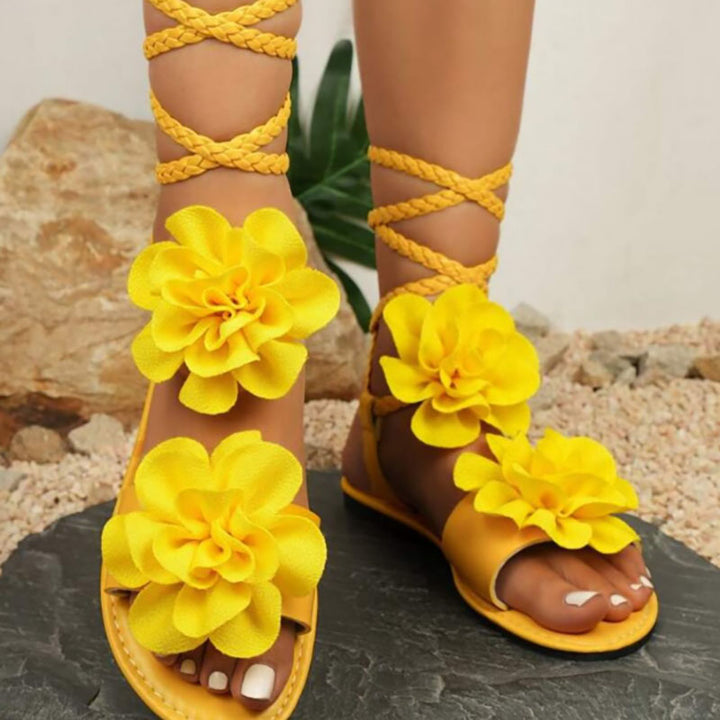 Women's cross strap lace-up sandals with 3D floral decor for beach, vacation