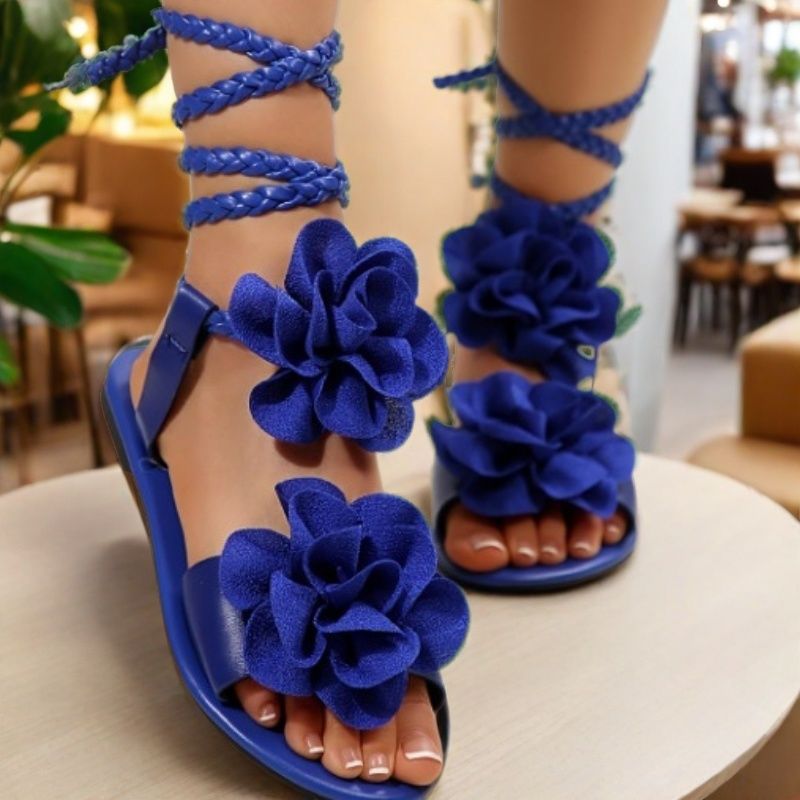 Women's cross strap lace-up sandals with 3D floral decor for beach, vacation