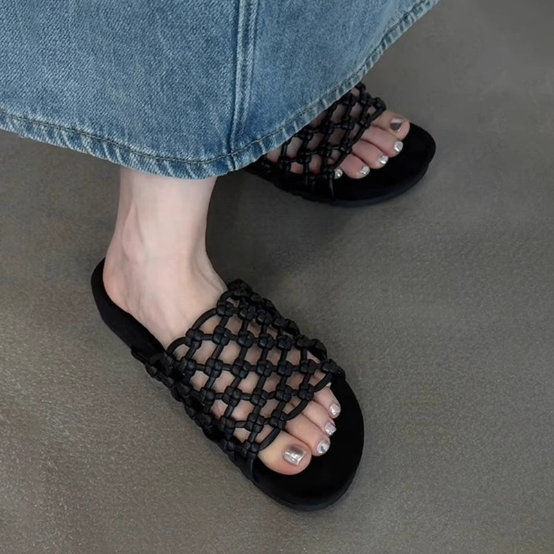 black Women's knotted net platform slides