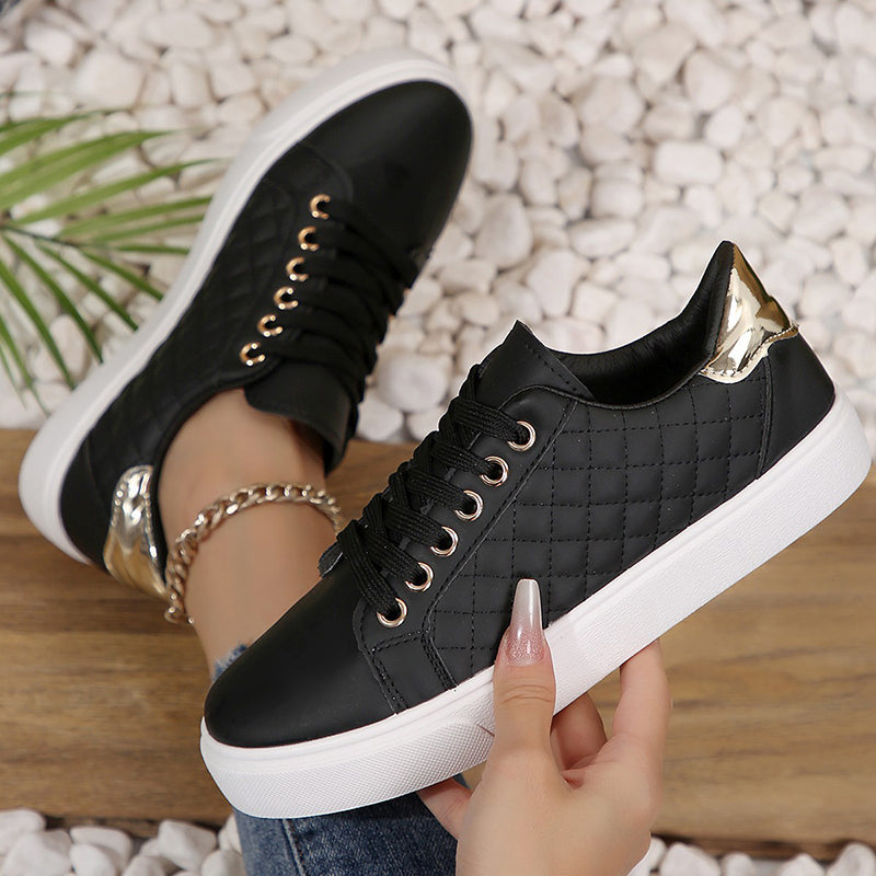 Women's quilted lace-up platform sneakers