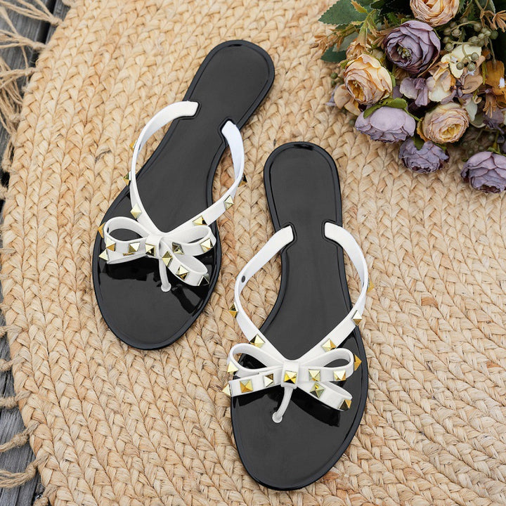 Trendy Studded Bowknot Jelly Flip Flops for Women - Eye-Catching Summer Slides for Beach & Casual Wear