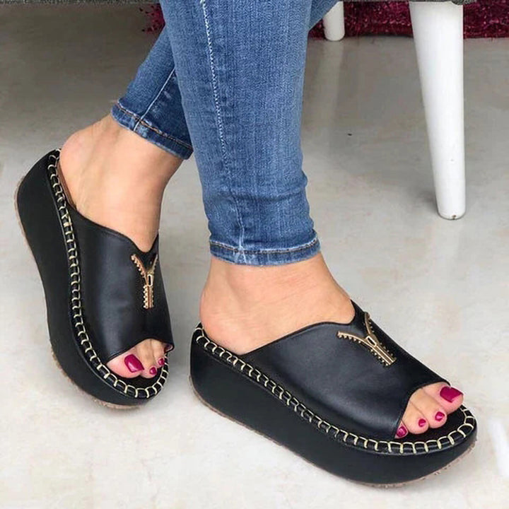 Women's thick platform peep toe slides