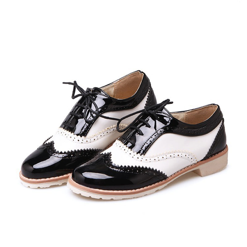 black Stylish Two-Tone Wingtip Oxfords for Women – Glossy Brogue Low Heel for Work & Events
