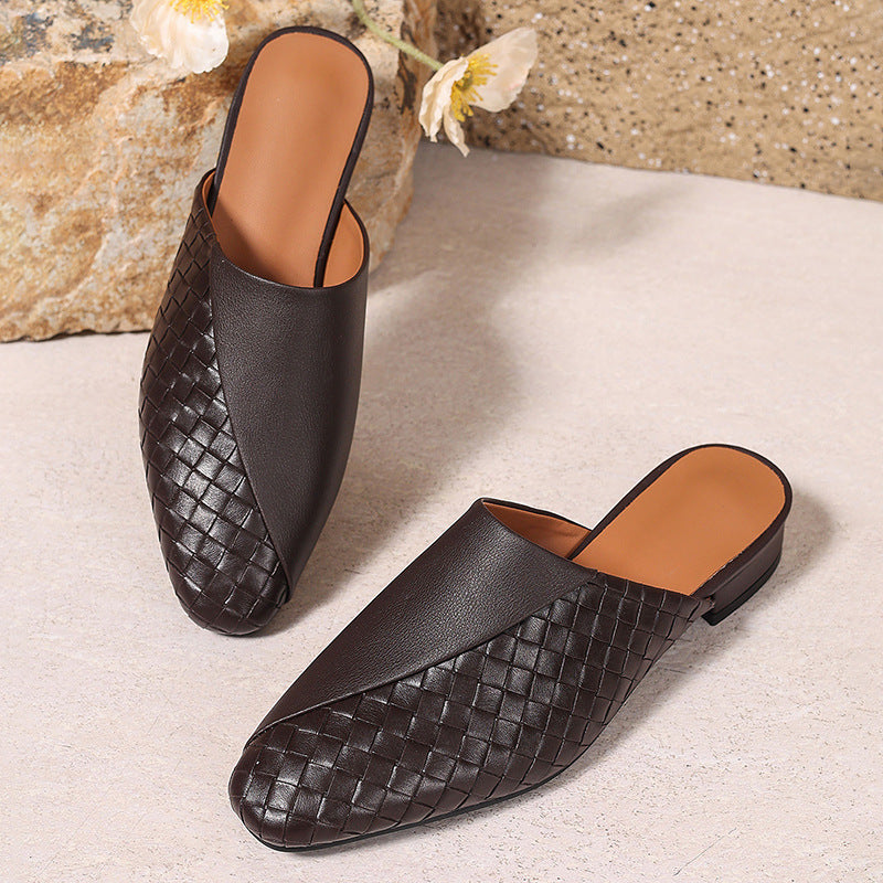 brown Elegant Woven Mule Sandals for Women - Chic Closed-Toe Slip-On Style for Summer Outings