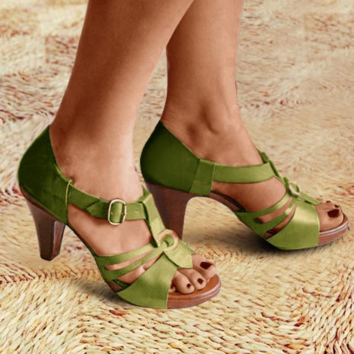 New Stylish Elegant Comma Heel Buckle Strap Sandals - fashionshoeshouse