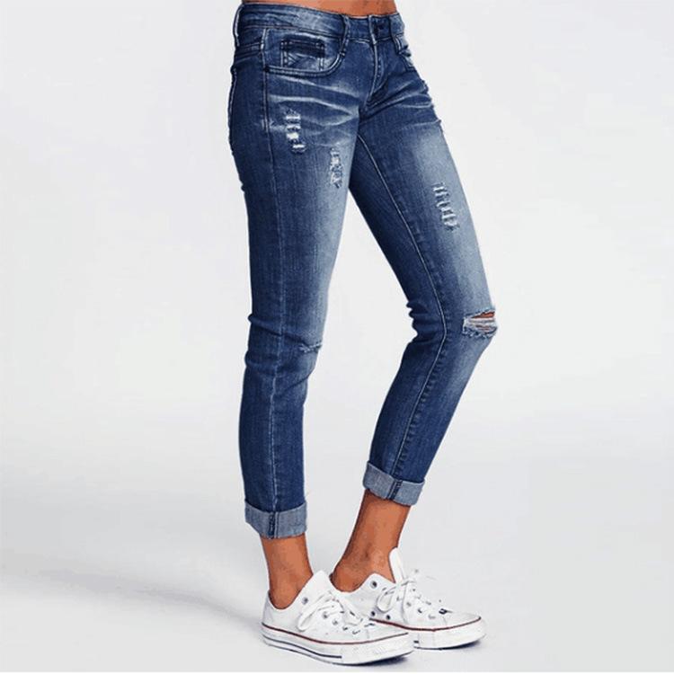 Women's mid rise light wash knee ripped cropped jeans