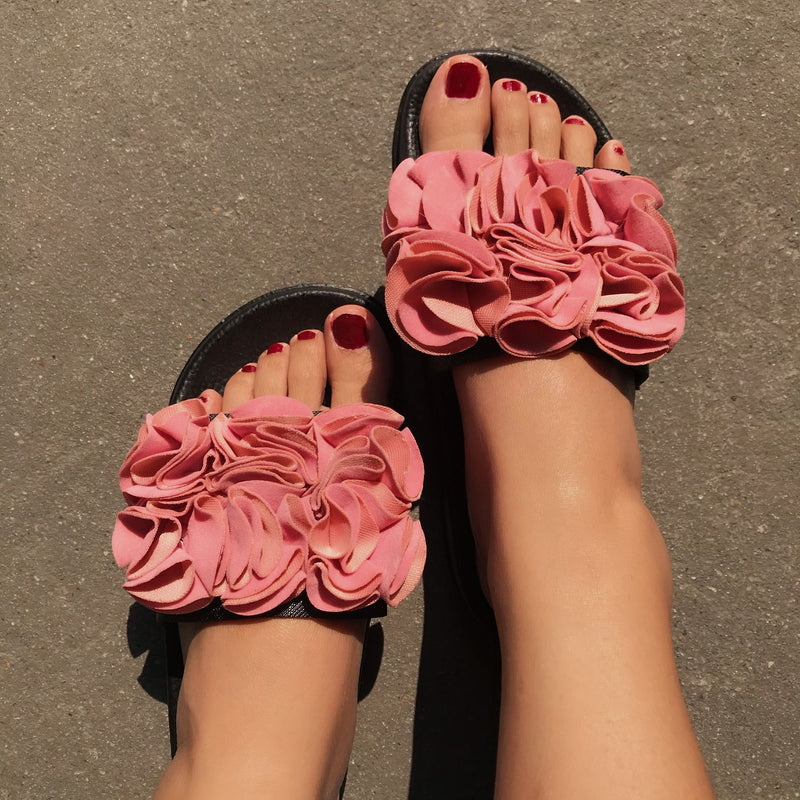 Women's flower decor slides with arch support