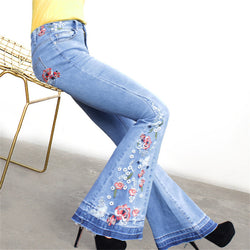 Women's flower embroidery light wash bootcut jeans