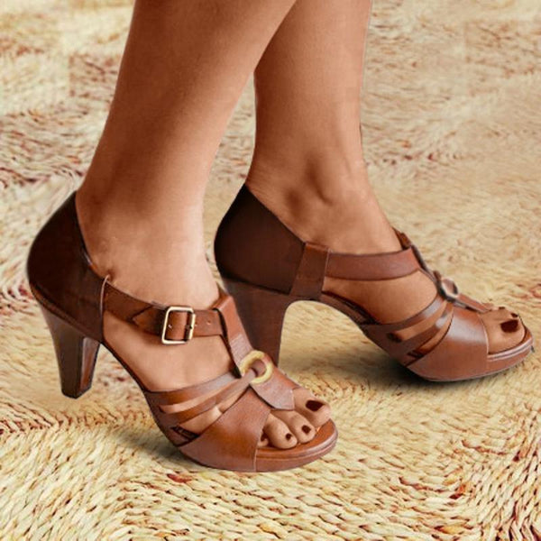 New Stylish Elegant Comma Heel Buckle Strap Sandals - fashionshoeshouse