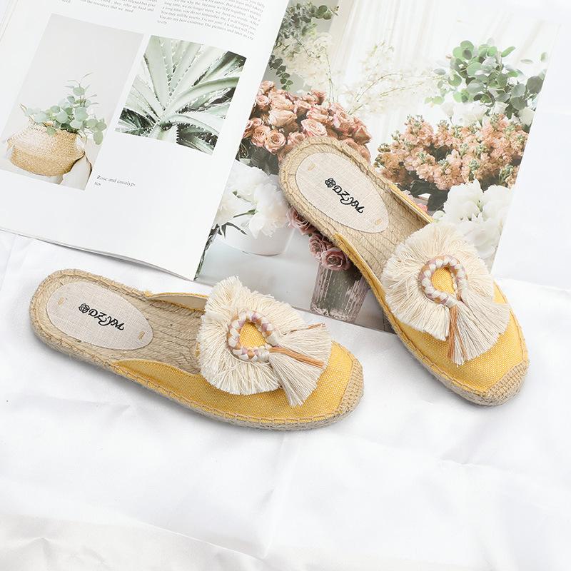 Women's woven closed toe slip on backless sandals