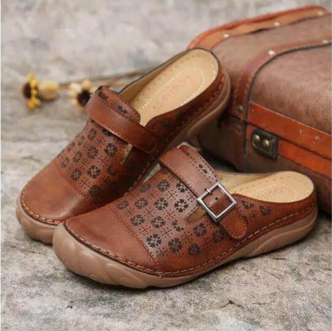Women's low wedge buckle strap clogs closed toe slip on sandals