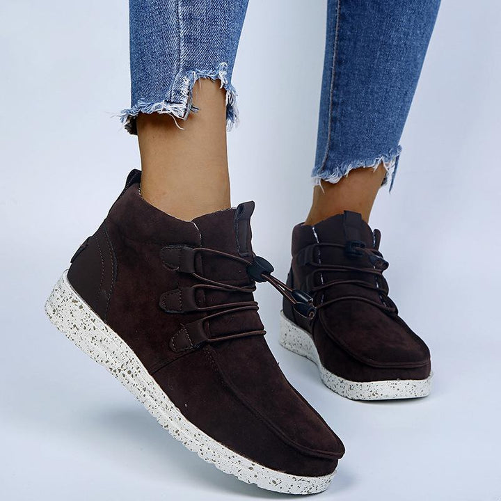 Women elasitc band slip on low heel sneakers booties