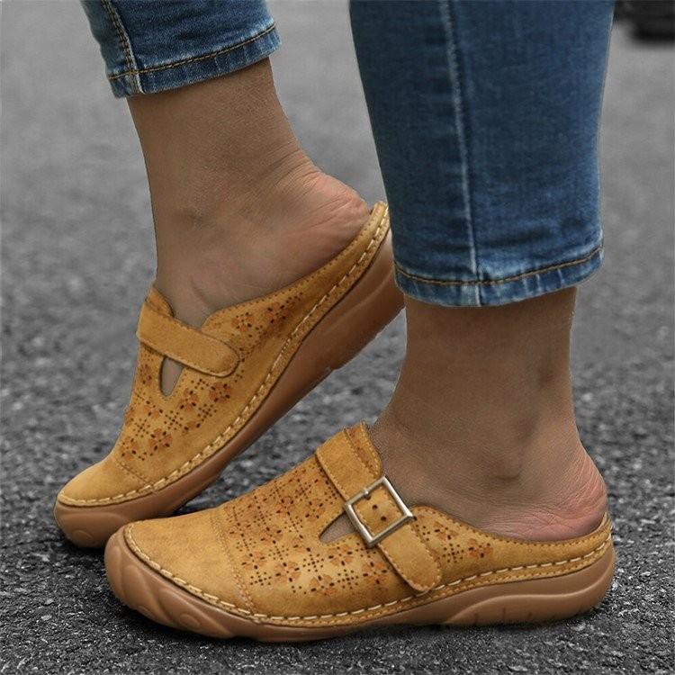 Women's low wedge buckle strap clogs closed toe slip on sandals