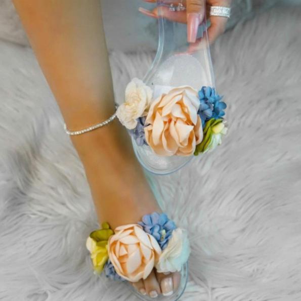 Women's flower decor clear jelly sandals