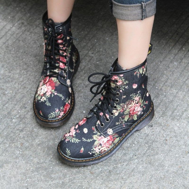 Women's fashion floral print lace-up boots