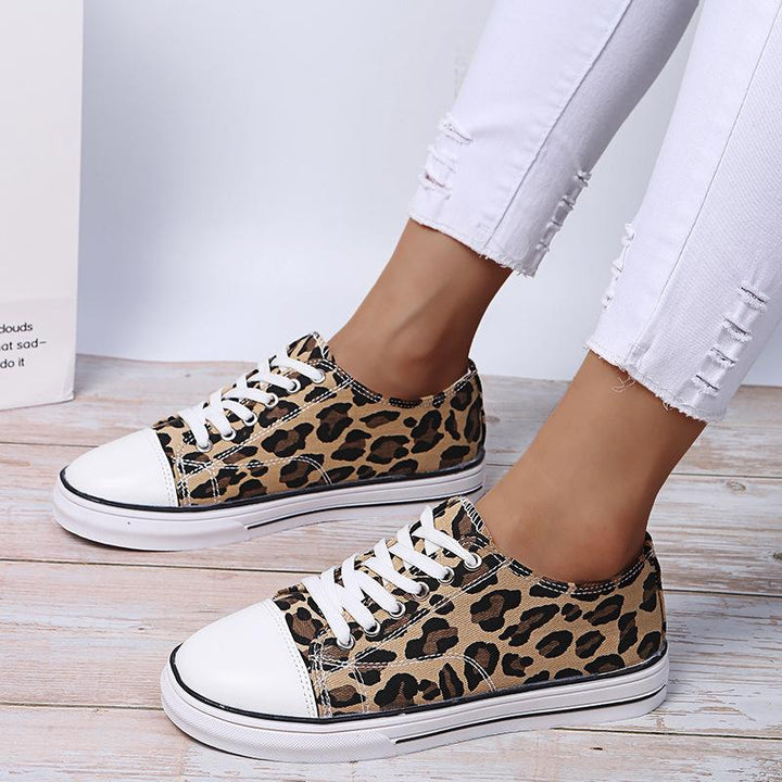 Women leopard print front lace canvas shoes