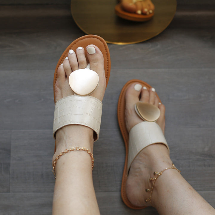 Women's flat flip flops summer outdoors clip toe slippers