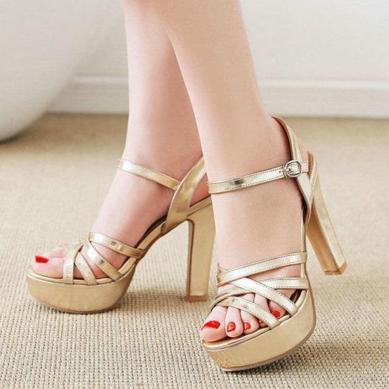 Women peep toe crisscross platform chunky high heel sandals