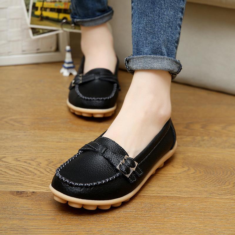 Soft Slip-on Leather Flats Black Flat Shoes For Women - fashionshoeshouse