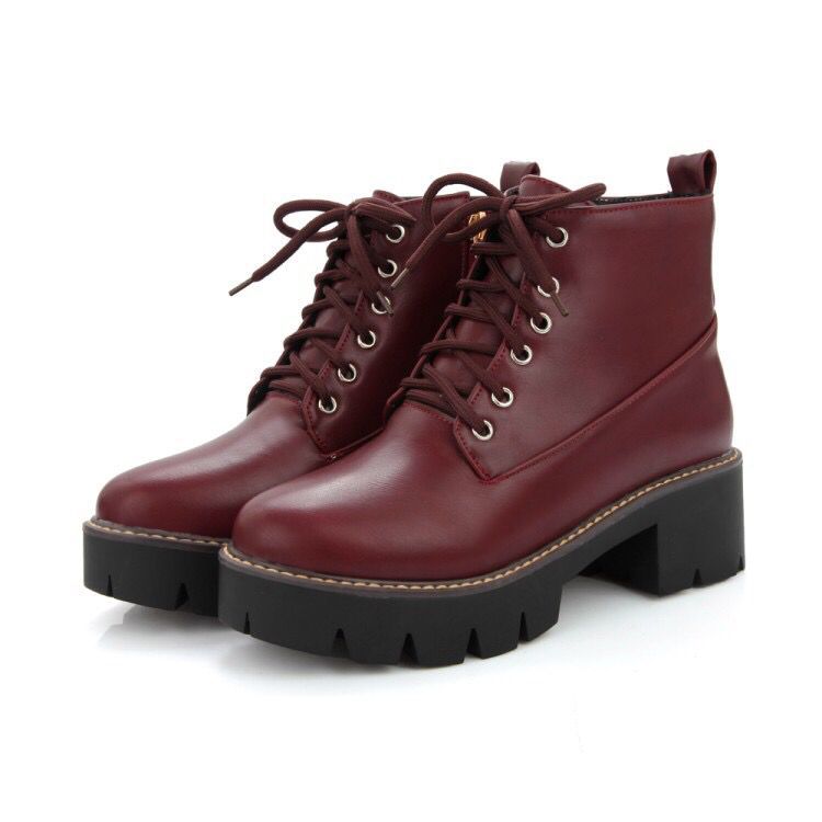 Women's chunky platform combat boots round toe lace-up booties