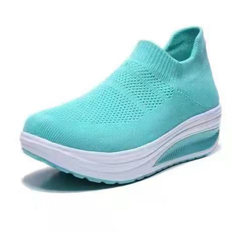 Flyknit breathable slip on sneakers summer casual tennis shoes for women