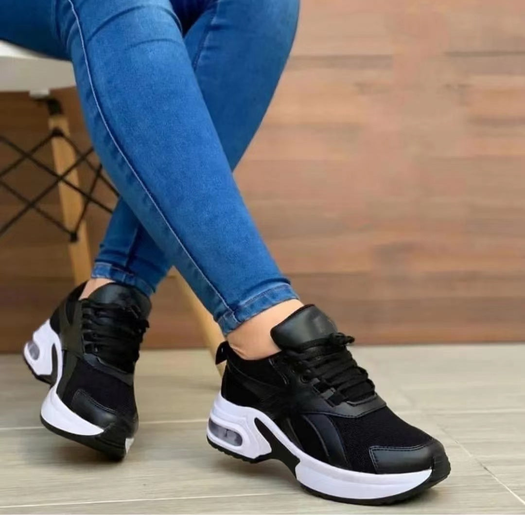 Summer mesh breathable low cut chunky platform lace-up sneakers for women