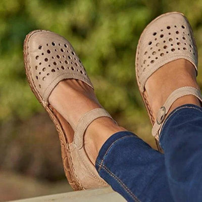 Closed toe sandals – Fashionshoeshouse