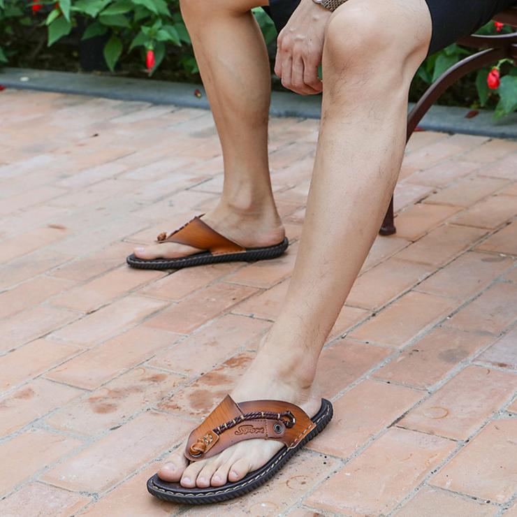Men's flat flip flops fashion beach sandals
