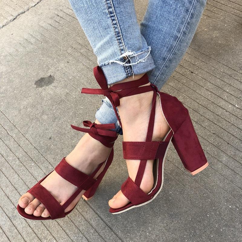 Women's lace-up chunky heels