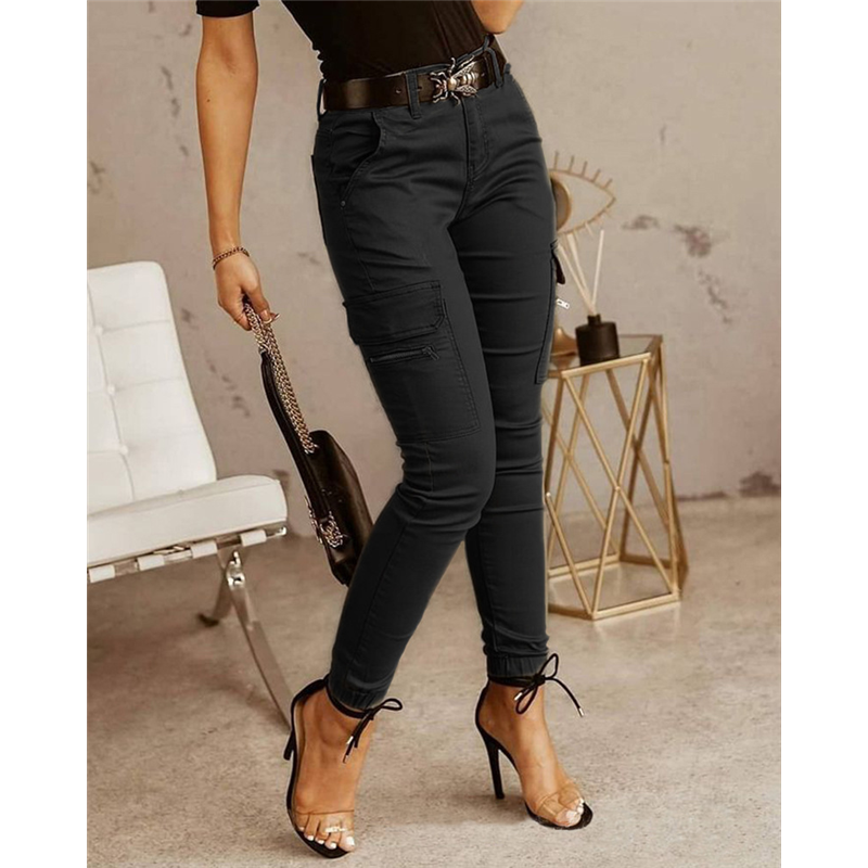 Women's skinny cargo pants with multi pockets