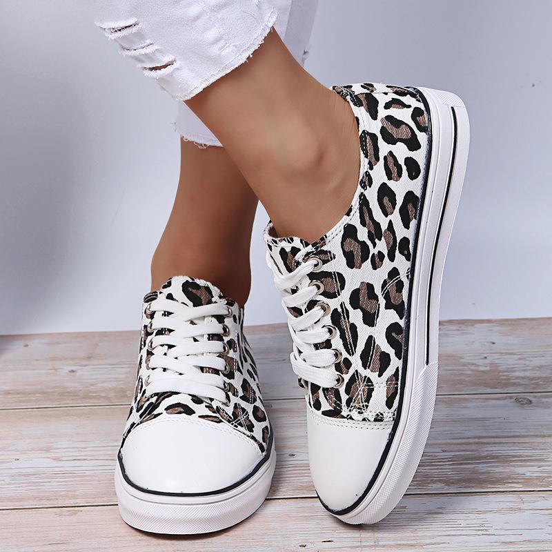 Women leopard print front lace canvas shoes