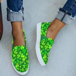 Women's green clover leaves print canvas shoes low cut casual slip on chelsea loafers