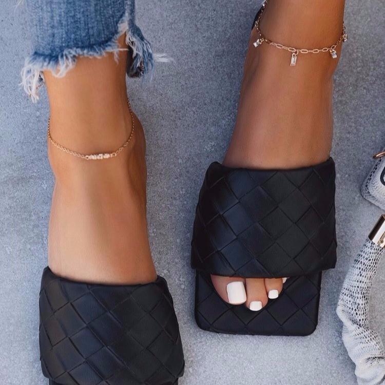Women's flat woven square peep toe slide sandals