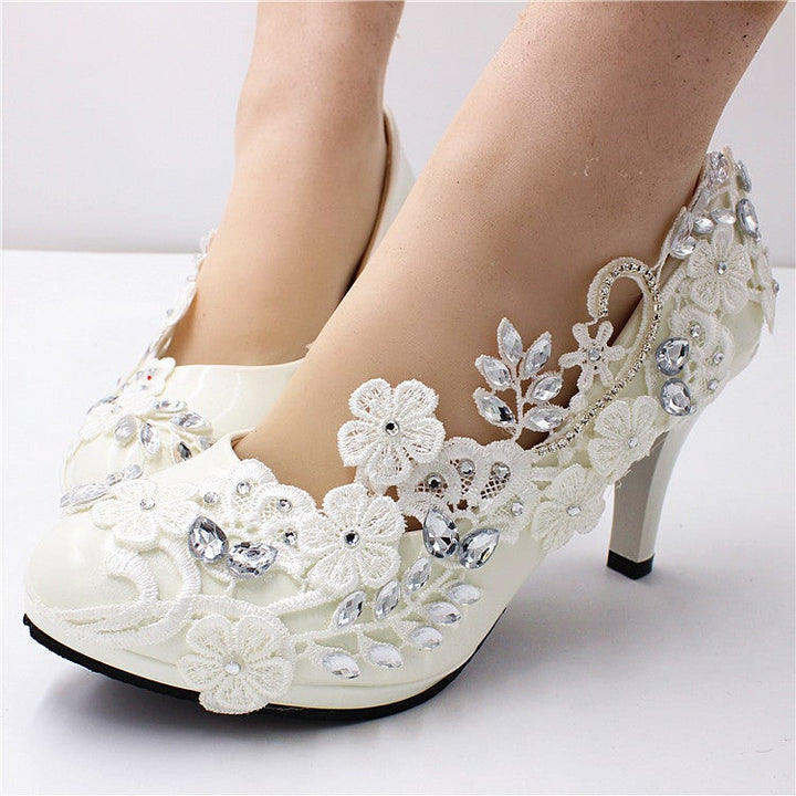 White floral lace kitten heels wedding pumps bridal shoes