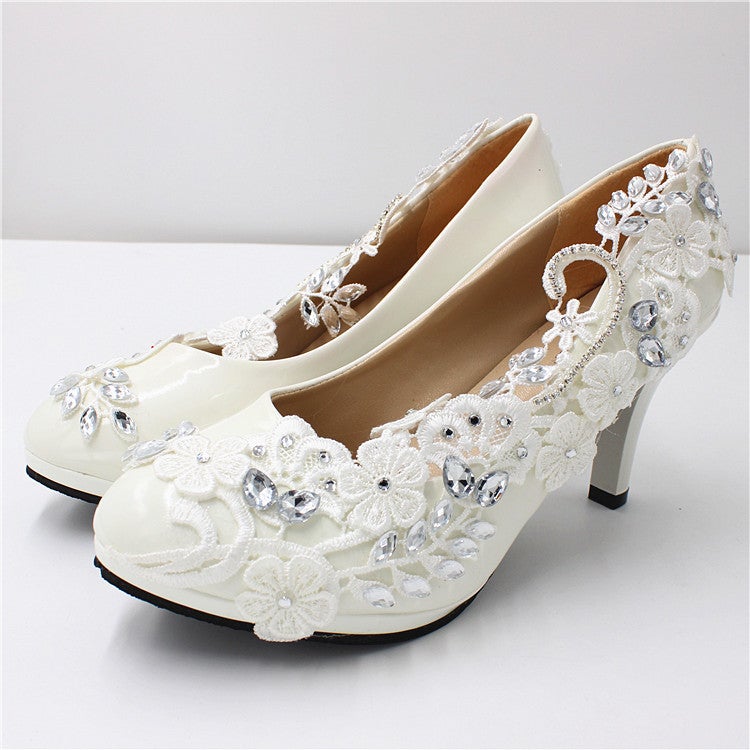 White floral lace kitten heels wedding pumps bridal shoes