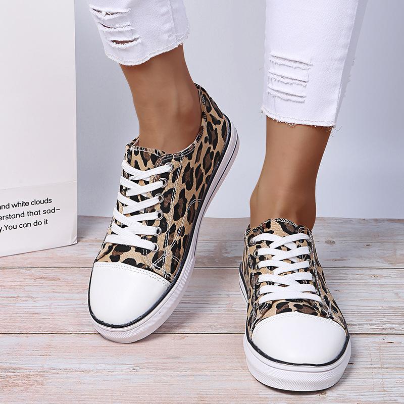 Women leopard print front lace canvas shoes