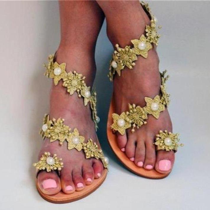 Women's ring toe yellow flower slip on beach sandals