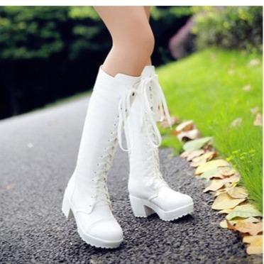 England style lace-up tall boots for women | Block heel cosplay knight boots